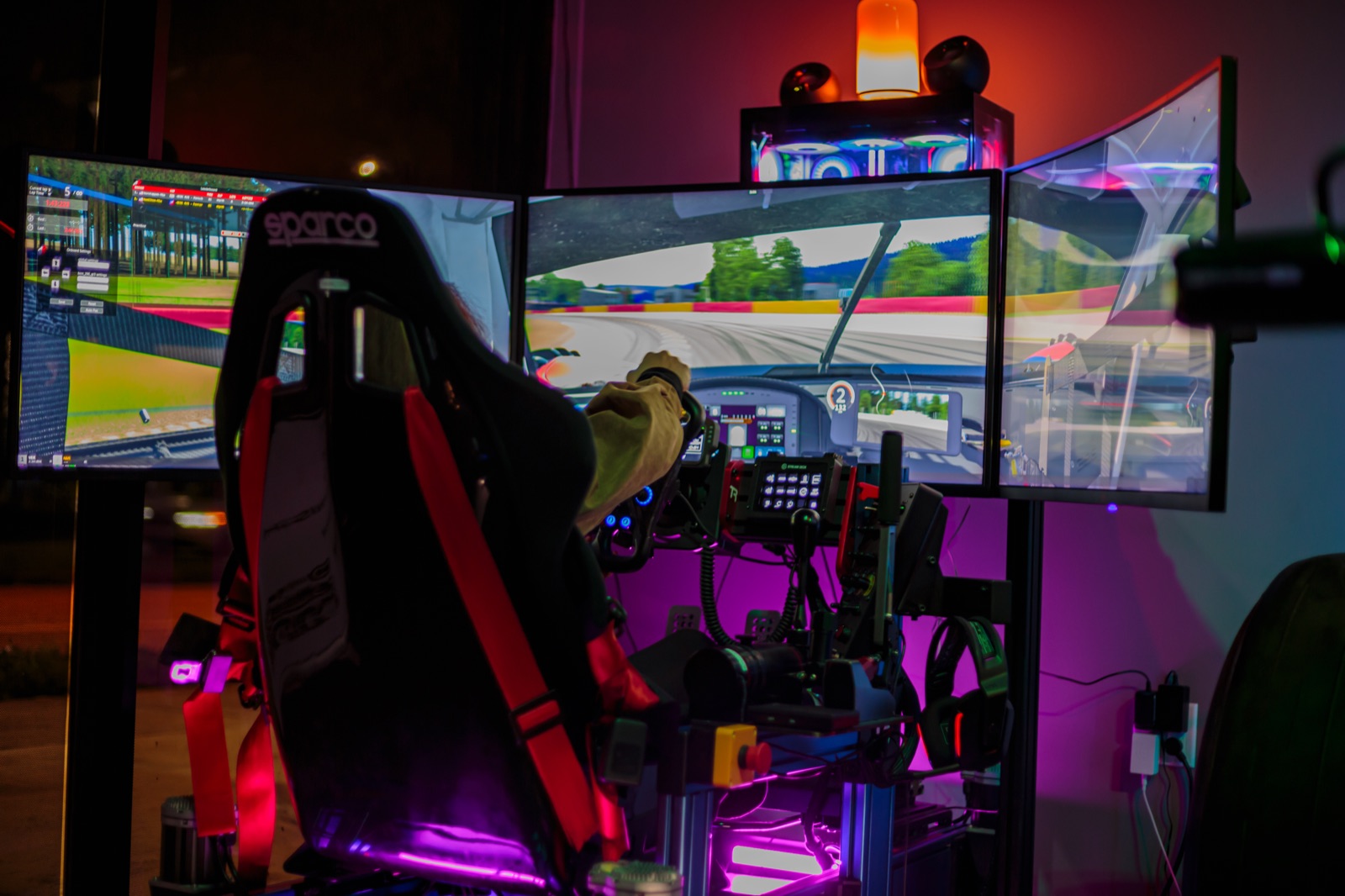 Full Motion Simulator